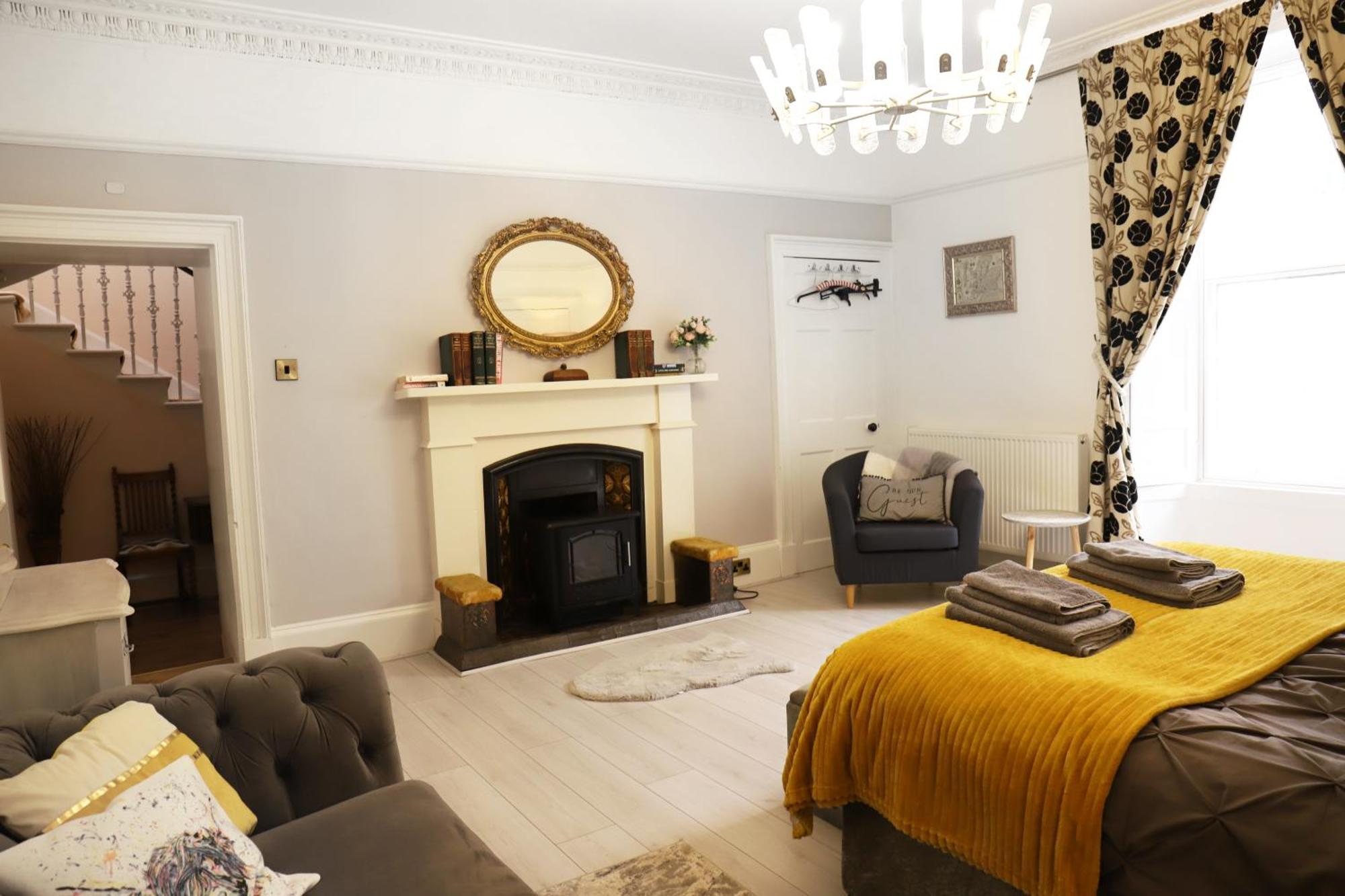 Cameron House - Spacious B Listed Building, Near Falkland, Central East Scotland Auchtermuchty 外观 照片